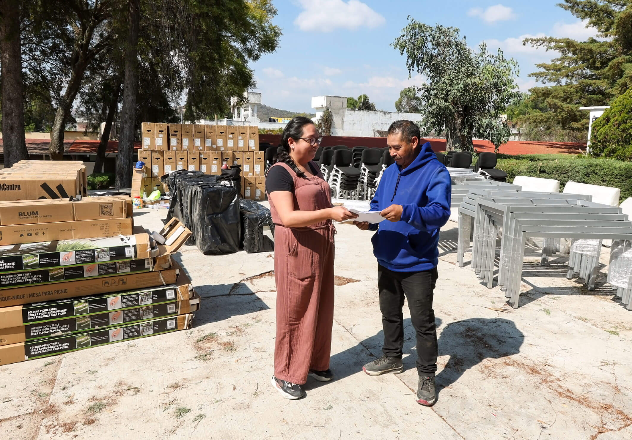 7-Mobiliario y recursos materiales